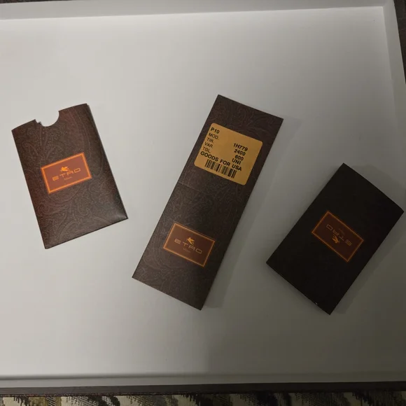 Etro Brown Clutch with Cartoon Design - Picture 3 of 5